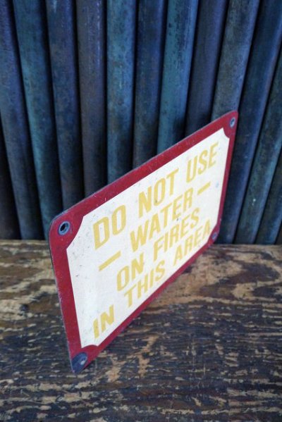 画像1: ビンテージ　DO　NOT　USE　WATER　サイン